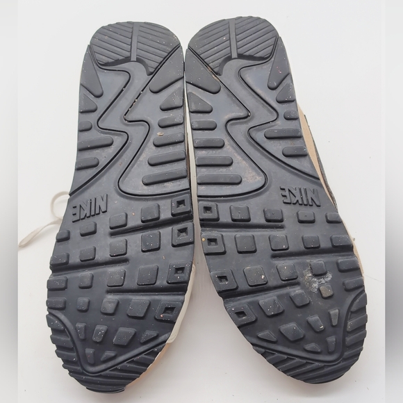 Nike Air Max 90 Futura Tan DM9922-002 Sz 9.5 Women's Sneakers - Picture 7 of 8